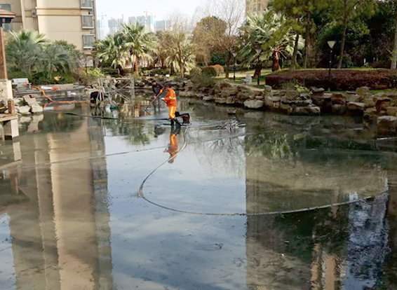 塘厦镇景观池淤泥清理